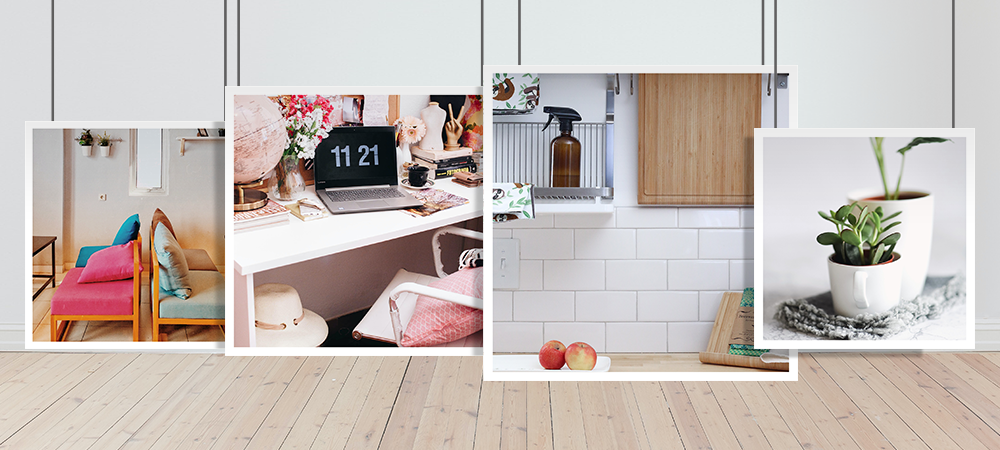 Fyrla bilder som hänger ner framför en vit vägg. Bilderna visar två soffor, ett skrivbord med dator, en närbild på ett kök och två växter planterade i kaffekoppar
